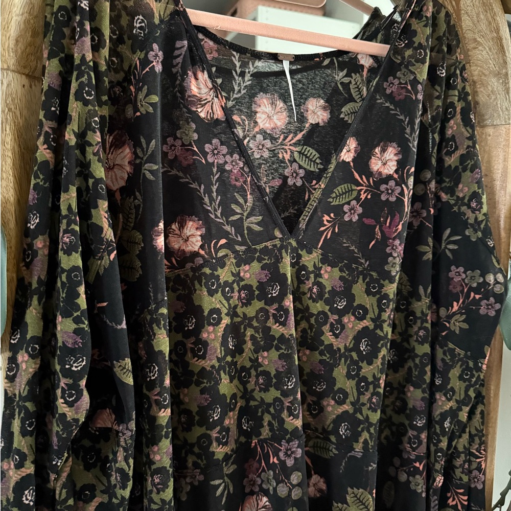 Free People V-Neck Long Sleeve Tunic - Picture 2 of 3